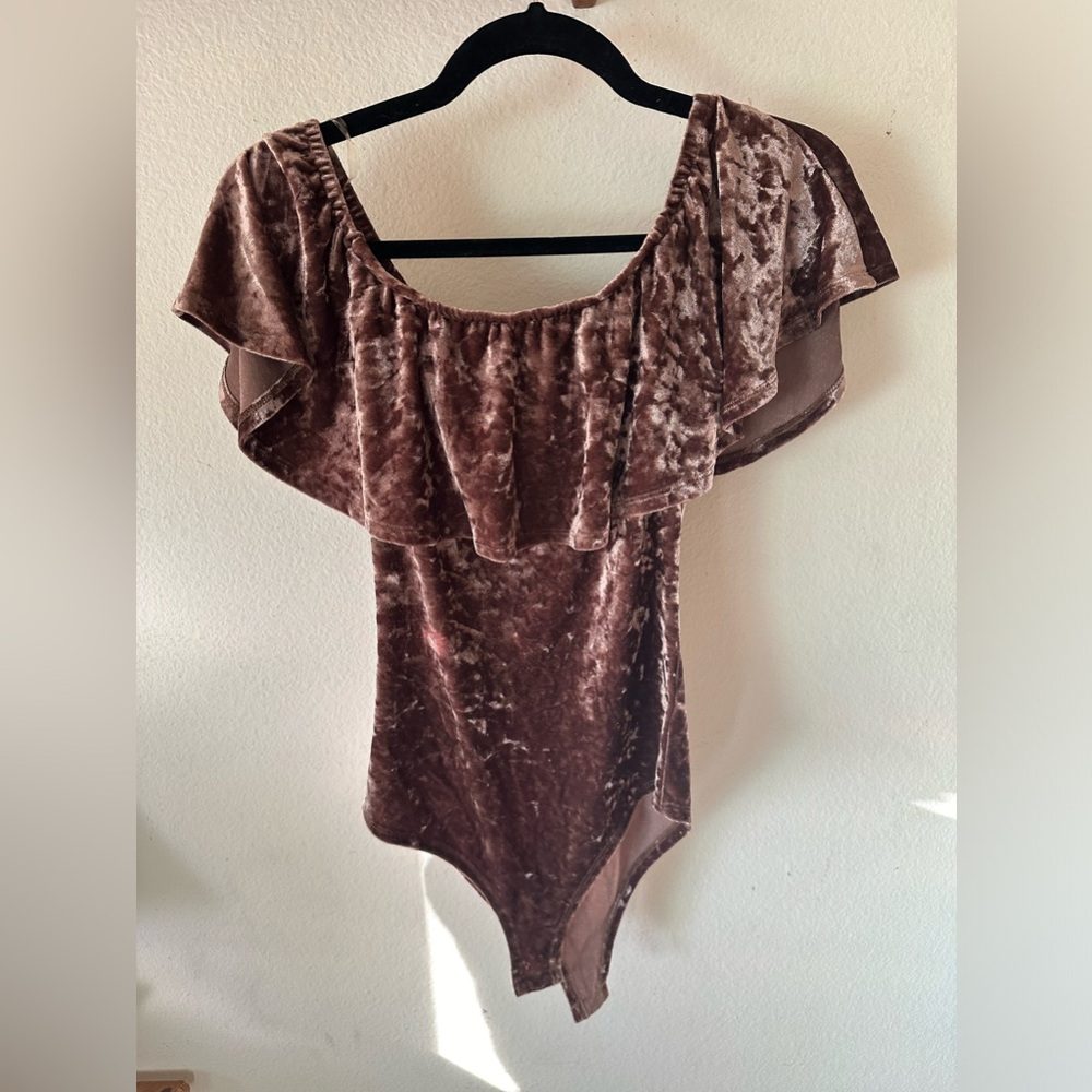 Mauve off the shoulder bodysuit